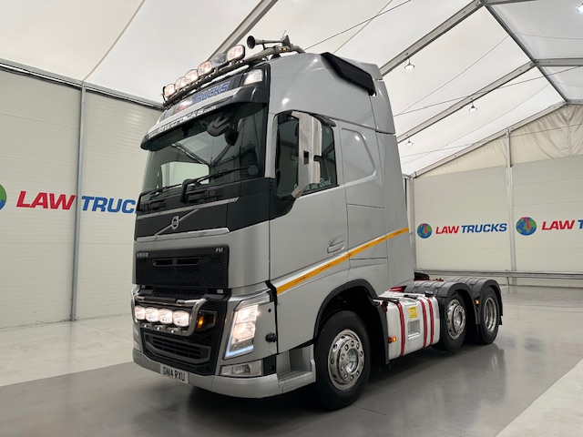 Volvo FH 500 GTXL 6×2 Midlift Tractor Unit PTO