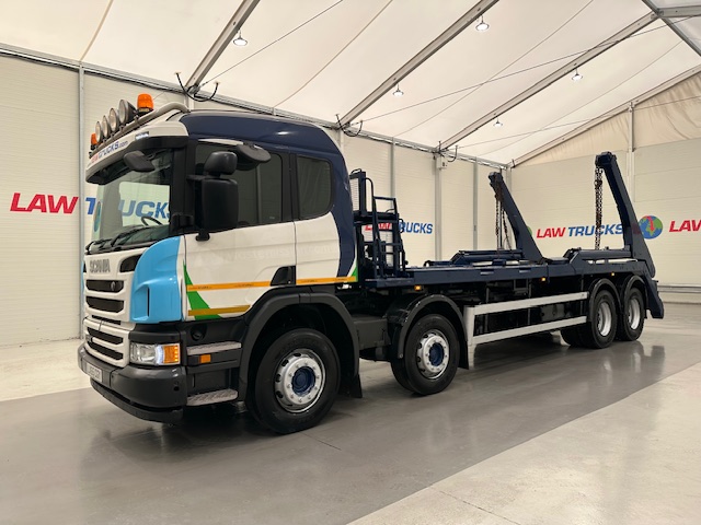 Scania P370 8×4 Sleeper Cab Skip Loader