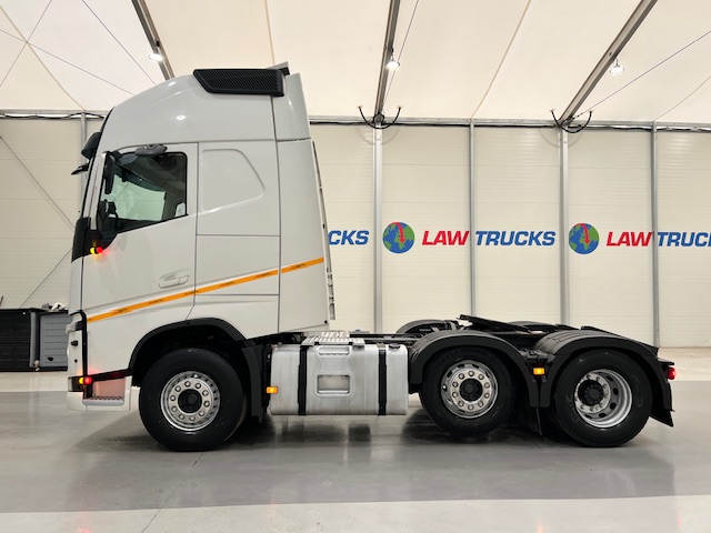 Volvo FH 500 6×2 Midlift Tractor Unit