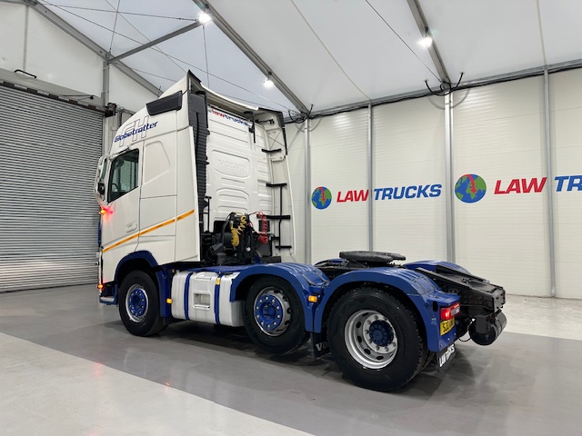 Volvo FH 500 6×2 Midlift Tractor Unit