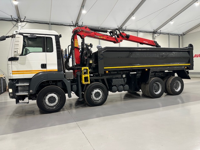 MAN TGS 35.360 8×4 Day Cab Steel Tipper Grab