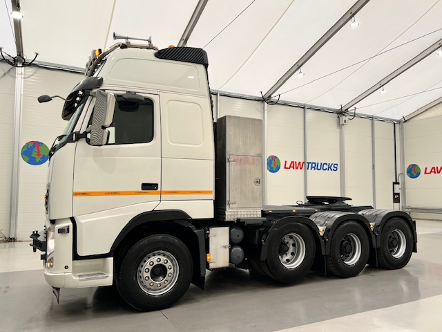 Volvo FH 540 8×4 Sleeper Cab Tractor Unit Manual