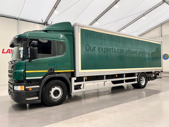 Scania P250 4×2 Sleeper Cab Box Van