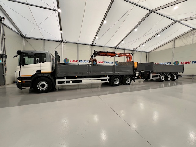 Scania P270 6×2 10 Tyre Flatbed Drawbar Brick Grab