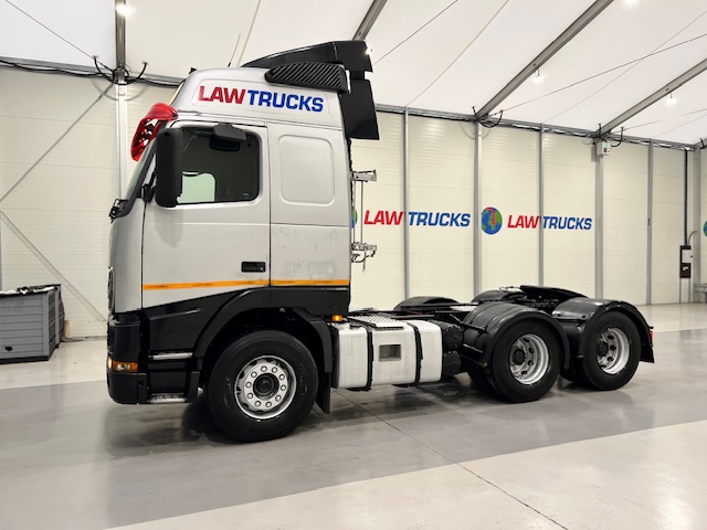 Volvo FH12 420 6×4 Double Drive Tractor Unit