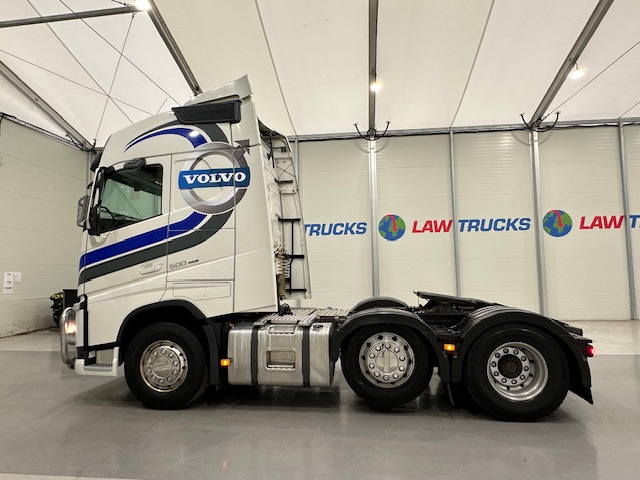 Volvo FH 500 6×2 Tractor Unit Safari Edition