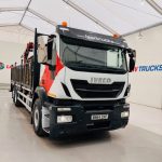 Iveco Stralis 310 Euro 6 6×2 Flatbed Brick Grab - thumbnail