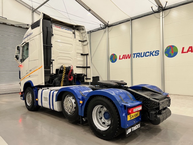 Volvo FH 500 6×2 Midlift Tractor Unit