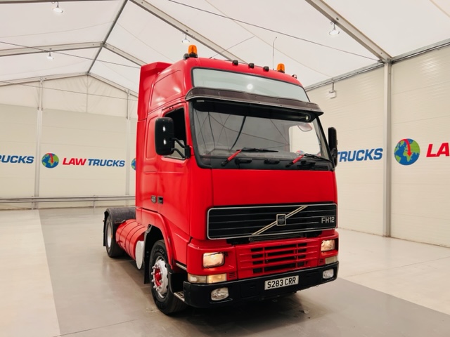Volvo FH12 420 4×2 GTXL Tractor Unit