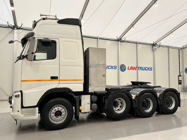 Volvo FH 540 8×4 Sleeper Cab Tractor Unit Manual