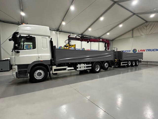 DAF CF85 460 6×2 Flatbed Drawbar Brick Grab
