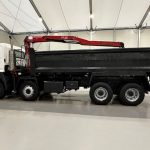 Hino 700 3241 8×4 Sleeper Cab Steel Tipper Grab - thumbnail