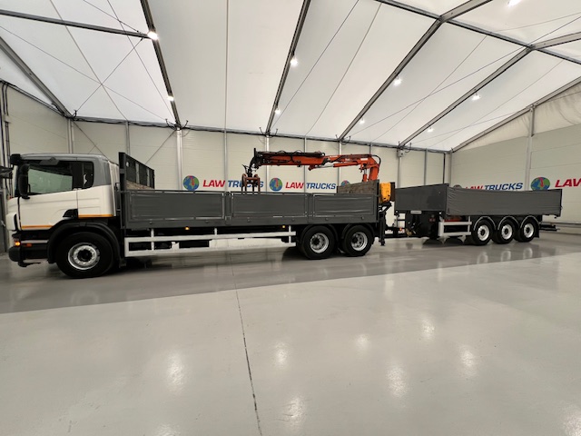 Scania P270 6×2 10 Tyre Flatbed Drawbar Brick Grab