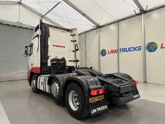 Volvo FH 520 6×2 Sleeper Cab Tractor Unit Manual