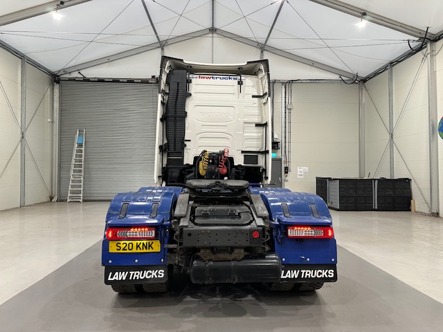Volvo FH 500 6×2 Midlift Tractor Unit