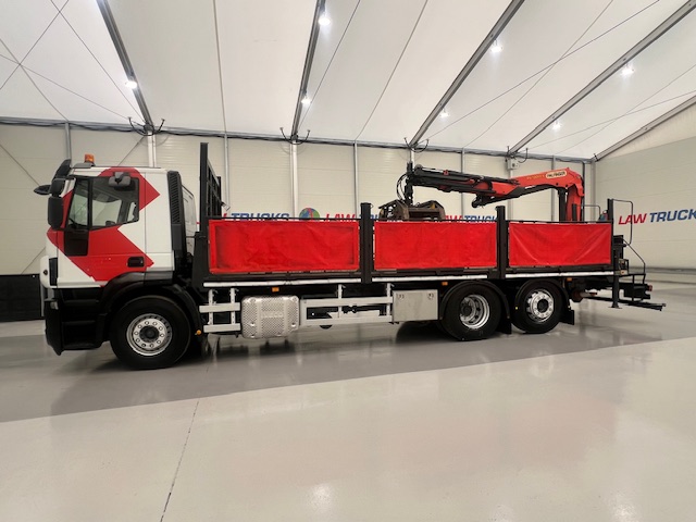 Iveco Stralis 310 6×2 Dropside Brick Grab