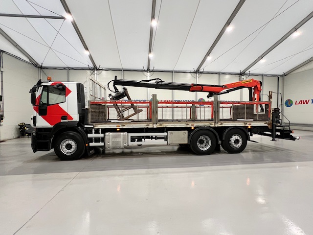 Iveco Stralis 310 6×2 Dropside Brick Grab