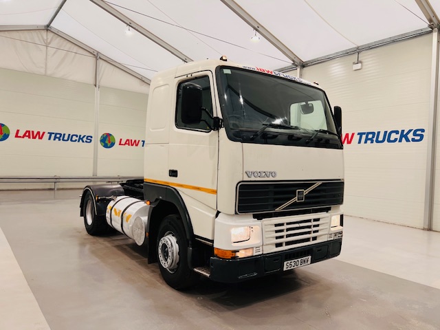 Volvo FH12 420 4×2 Tractor Unit