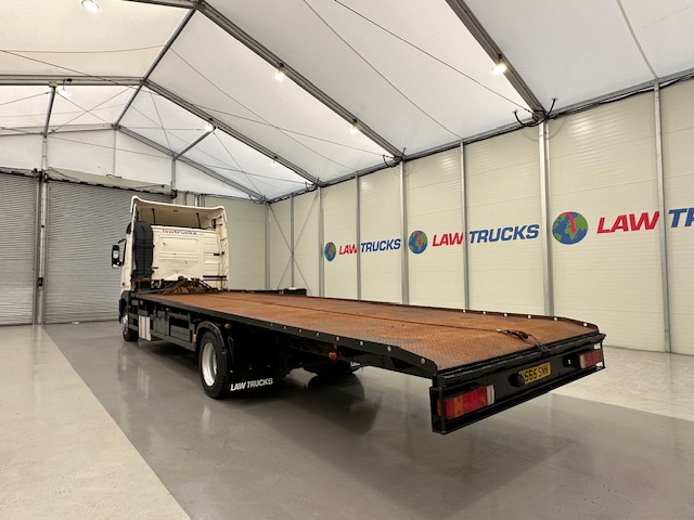 Volvo FH12 420 4×2 Caravan Transporter