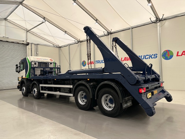 Scania P370 8×4 Sleeper Cab Skip Loader