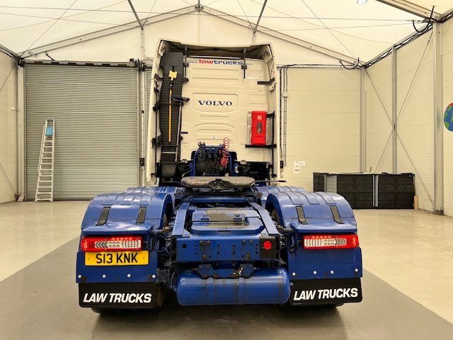 Volvo FH 500 6×2 Midlift Tractor Unit