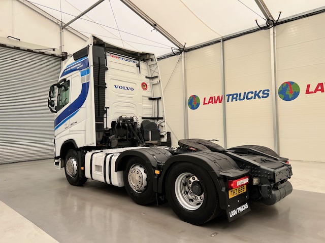 Volvo FH 460 6×2 Midlift Tractor Unit