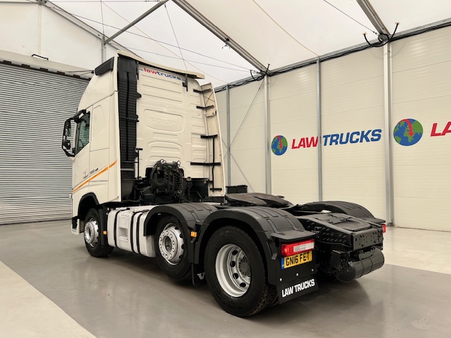 Volvo FH 500 6×2 Midlift Tractor Unit