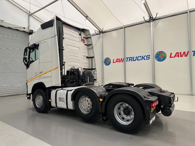 Volvo FH 500 6×2 Globetrotter XL Midlift Tractor Unit