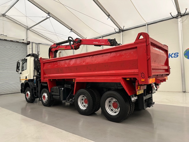 DAF CF85 410 8×4 Day Cab Steel Tipper Grab