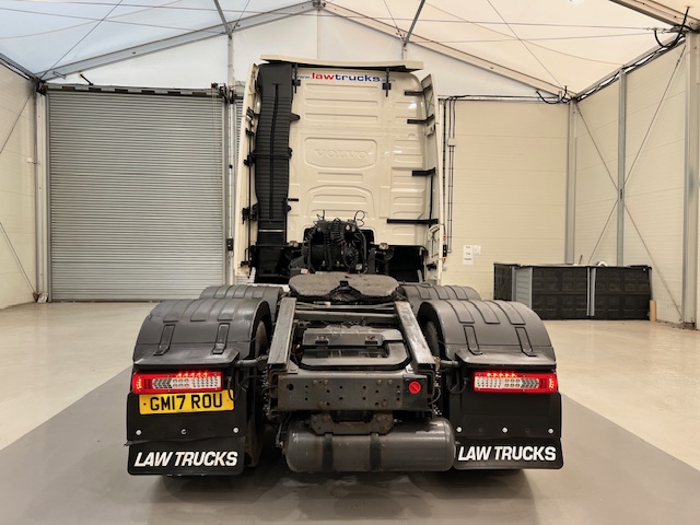 Volvo FH 500 6×2 Midlift Tractor Unit