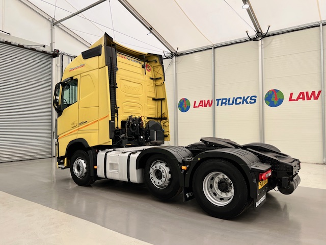 Volvo FH 500 6×2 Sleeper Cab Midlift Tractor Unit
