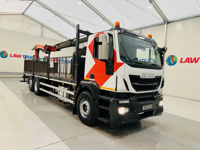 Iveco Stralis 310 6×2 Dropside Brick Grab