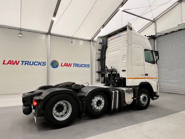 Volvo FH 460 6×2 Midlift Tractor Unit PTO