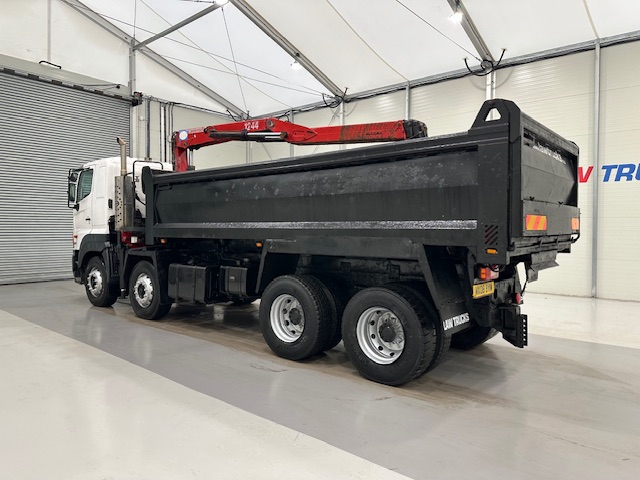 Hino 700 3241 8×4 Sleeper Cab Steel Tipper Grab