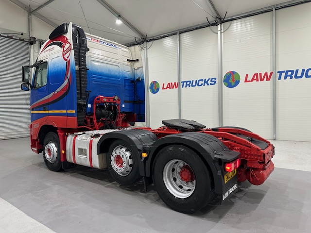 Volvo FH 460 6×2 Sleeper Cab Tractor Unit