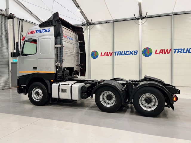 Volvo FH12 420 6×4 Double Drive Tractor Unit