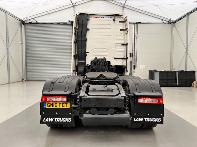 Volvo FH 500 6×2 Midlift Tractor Unit