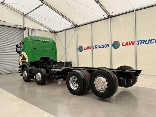 Scania G360 8×2 Sleeper Chassis Cab