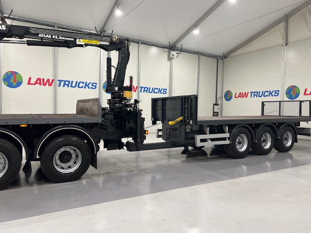 Scania R420 8×2 Rear Lift Brick Grab Drawbar