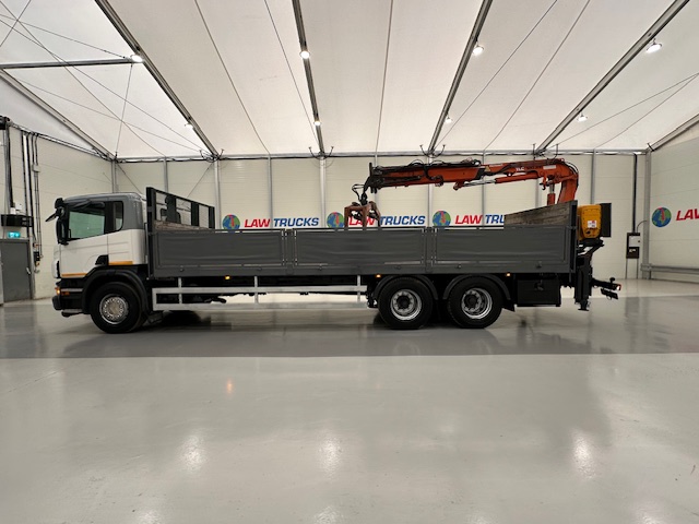 Scania P270 6×2 10 Tyre Flatbed Brick Grab
