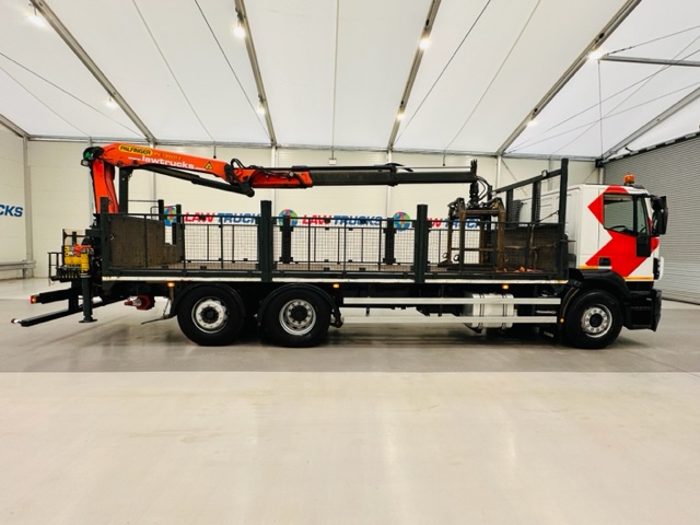 Iveco Stralis 310 6×2 Dropside Brick Grab