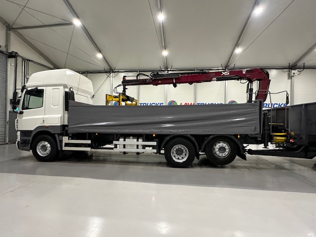 DAF CF85 460 6×2 Flatbed Drawbar Brick Grab
