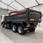 Hino 700 3241 8×4 Sleeper Cab Steel Tipper Grab - thumbnail