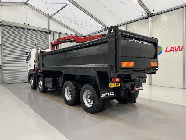 Hino 700 3241 8×4 Sleeper Cab Steel Tipper Grab