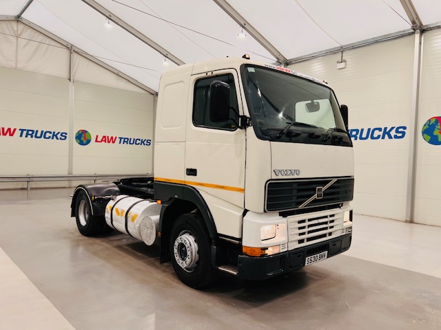 Volvo FH12 420 4×2 Tractor Unit