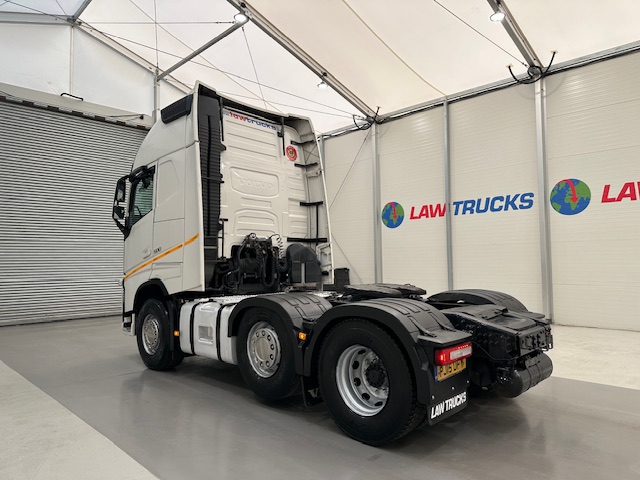 Volvo FH 500 6×2 Globetrotter XL Midlift Tractor Unit