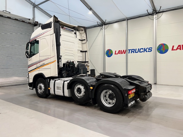 Volvo FH 500 6×2 Midlift Tractor Unit