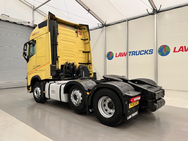 Volvo FH 500 6×2 Sleeper Cab Midlift Tractor Unit