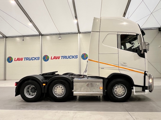 Volvo FH 500 6×2 Sleeper Cab Tractor Unit PTO
