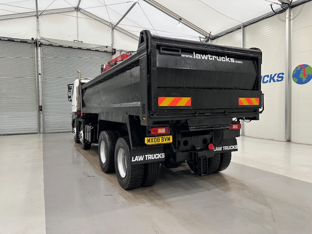 Hino 700 3241 8×4 Sleeper Cab Steel Tipper Grab